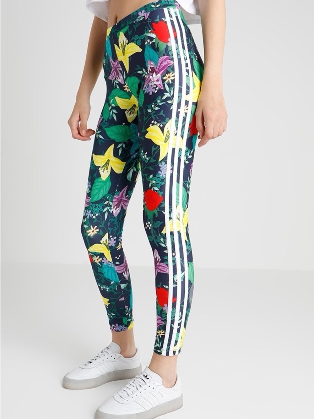 adidas Originals Blossom of Life Floral 3-Stripes Leggings XL NWT
- Navy Multi - Picture 2 of 14